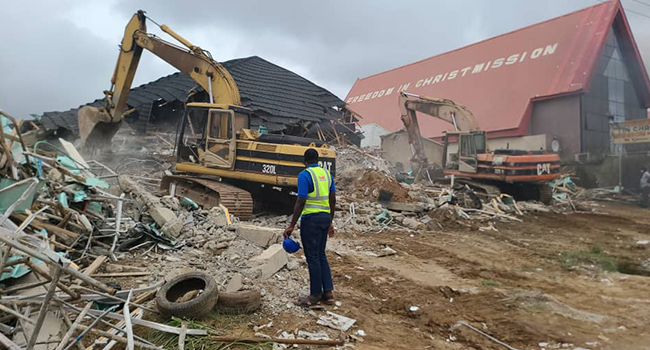 Kidnappers Free Redeemed Pastor’s Wife, As Abuja Building Collapses