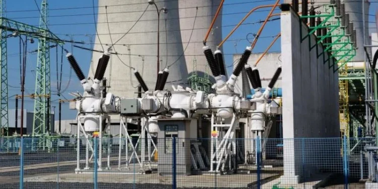 Amid constant power outage, Lagos set to rely on state-generated electricity