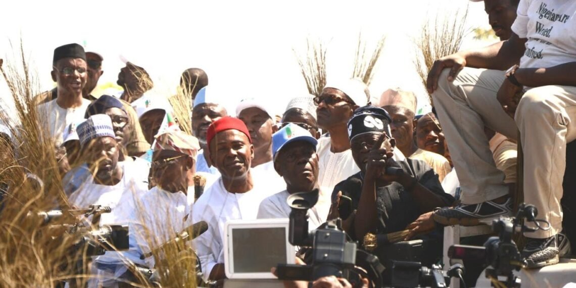 Protest at INEC : Old video of Tinubu, Buhari, others protesting against Jega in 2013 surfaces