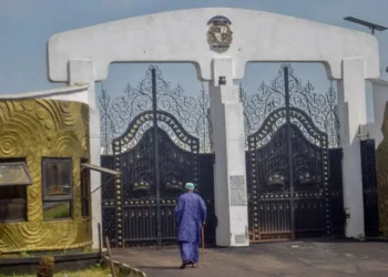 Police suggests Awujale kingmakers might have been 'induced' with cash