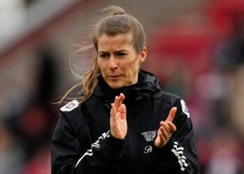 From Webb to Marie-Louise Eta : Five female head coaches in male football